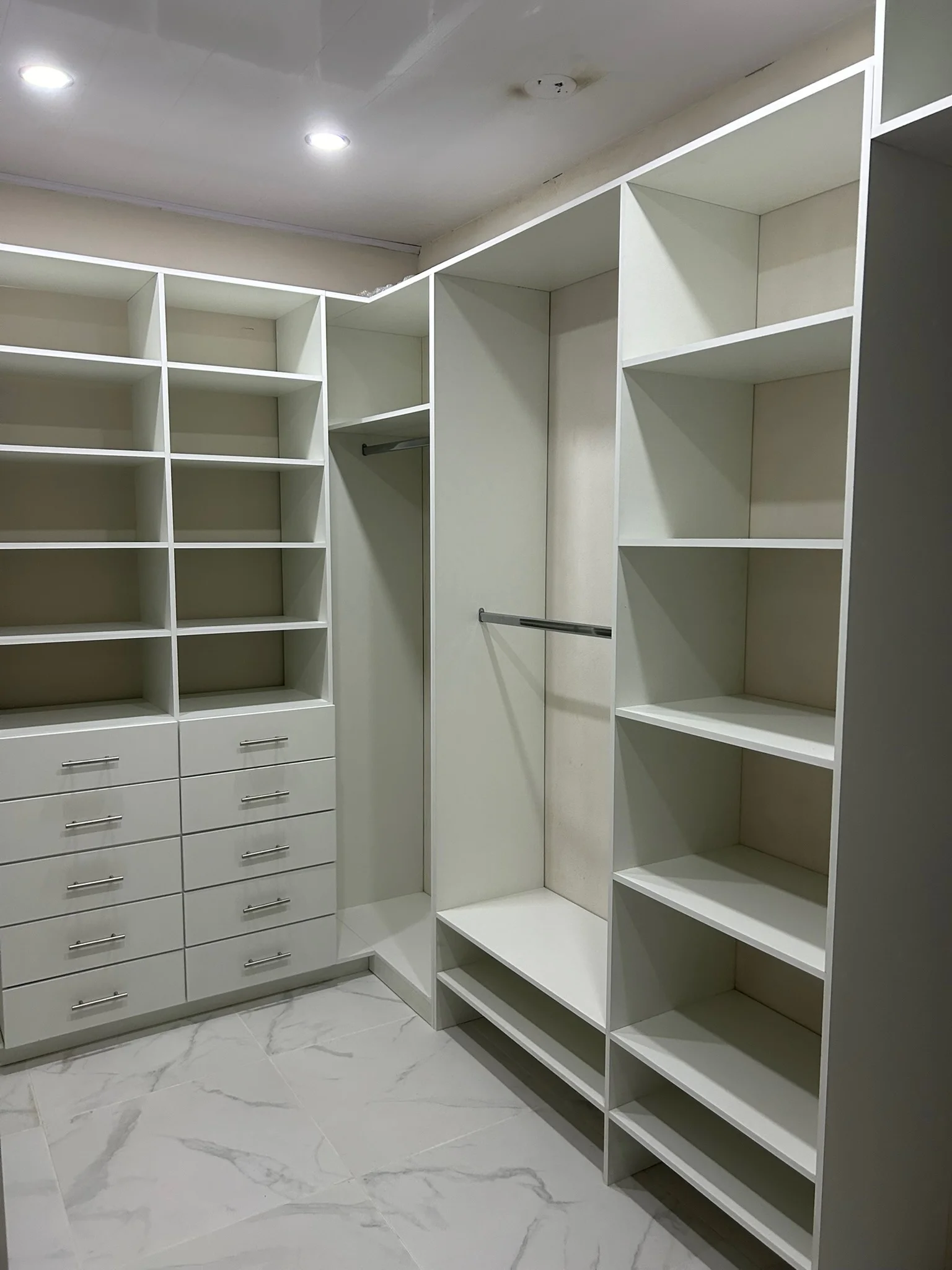 Vestidor en L